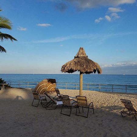 Beach & Waterway Rfv Resort Bb Хиллсборо-Бич Экстерьер фото
