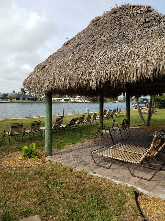 Beach & Waterway Rfv Resort Bb Хиллсборо-Бич Экстерьер фото
